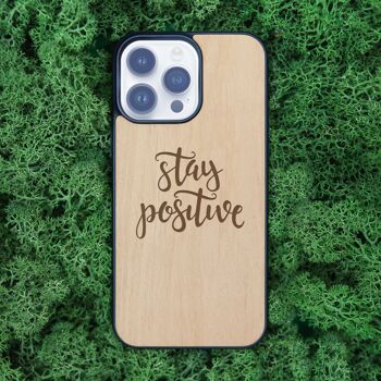 Coque iPhone en bois – Restez positif 1