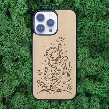 Coque iPhone en bois – Chat de l'Espace 1