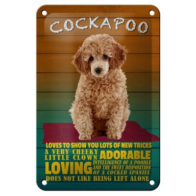 Letrero de chapa que dice 12x18 cm. Al perro Cockapoo le encanta mostrarte decoración.