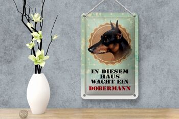 Plaque en tôle chien 12x18cm dans cette maison il y a une décoration Doberman 4
