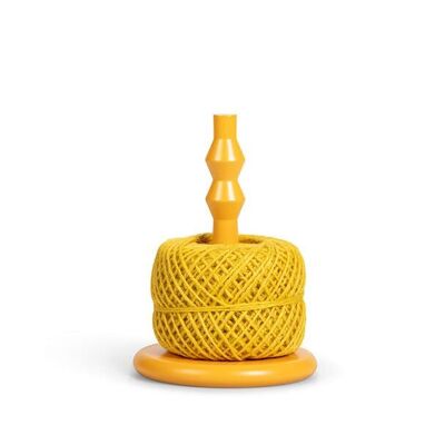 Porta cordel de madera con bola de yute en amarillo azufre