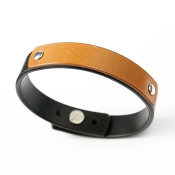 Bracelet en cuir noir personnalisé avec un détail en cuir supplémentaire 5
