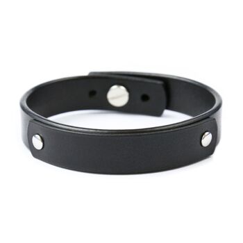 Bracelet en cuir noir personnalisé avec un détail supplémentaire en cuir noir 4
