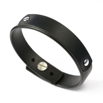 Bracelet en cuir noir personnalisé avec un détail supplémentaire en cuir noir 5