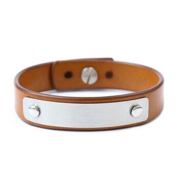 Bracelet en cuir marron avec détail en acier inoxydable 5