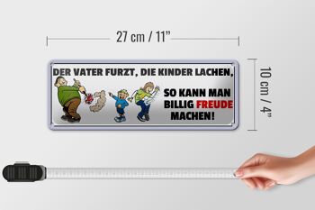 Panneau en étain disant que le père de famille pète les enfants rient, 27x10cm 4