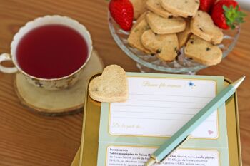 Coffret fête des mères : sablés pépites de fraises et infusion fruits rouges 3