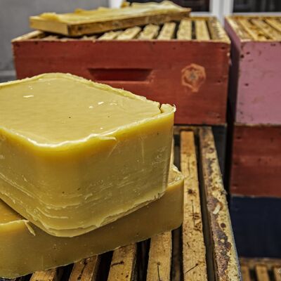 Raw, pure organic beeswax