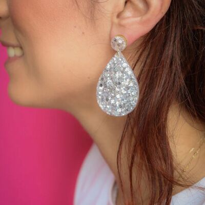 Laura Glacier White glitter earrings