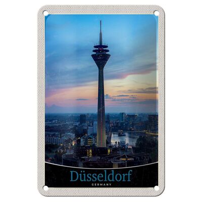 Targa in metallo da viaggio 12 x 18 cm. Torre televisiva di Düsseldorf con vista