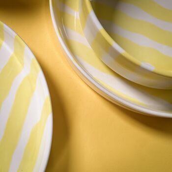 Assiette Stripes – jaune spiaggia - vaisselle en céramique peinte à la main 4