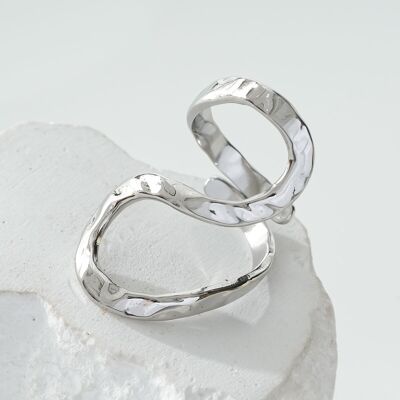 Silver hammered S ring