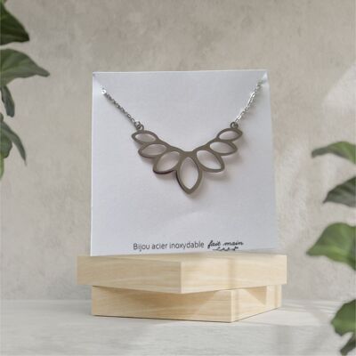 Lotus necklace - fine mesh - stainless steel