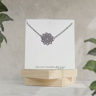Flower necklace - sliding link - stainless steel