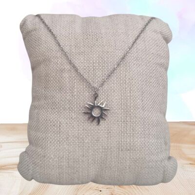 Sun Pendant Necklace – Chic Stainless Steel Jewelry