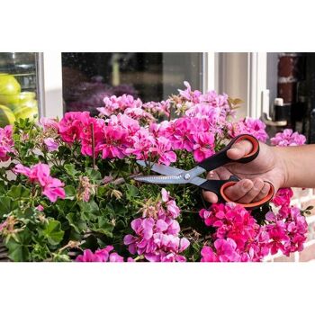 Cisailles de jardinage polyvalentes Black+Decker 8