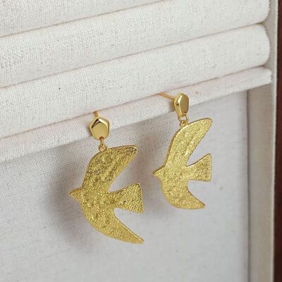 Boucles d'oreilles pendantes texturées colombe au design unique d'oiseau