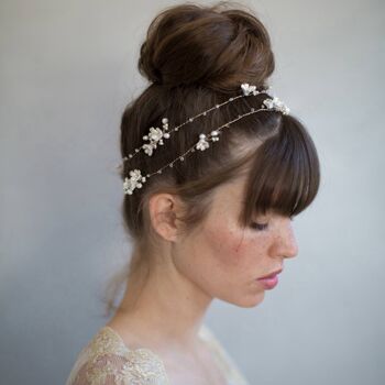 Vigne de cheveux de mariée florale blanche en nacre romantique-faite à la main 6