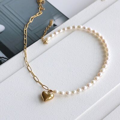 Contrast Classics - Collar de cadena gruesa y cuentas de perlas con dije de corazón - Perla de agua dulce de calidad AAAA