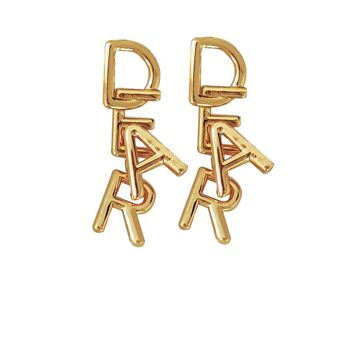 Lettres DEAR entrelacées : boucles d'oreilles romantiques à l'essence minimaliste et ludique 9