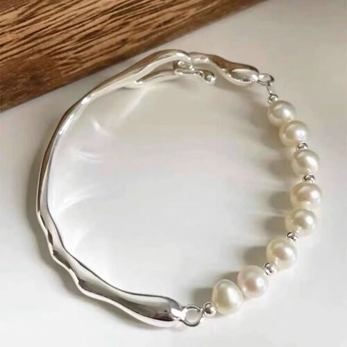 Silver tree - Handmade baroque pearl beads bracelet with artisan tree branch