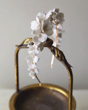 Guirlande de fleurs blanches en céramique romantique, bandeau de mariée, or et argent 4
