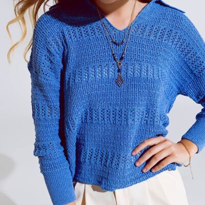 Häkel-Strickpullover im V-Ausschnitt mit Polokragen in blau