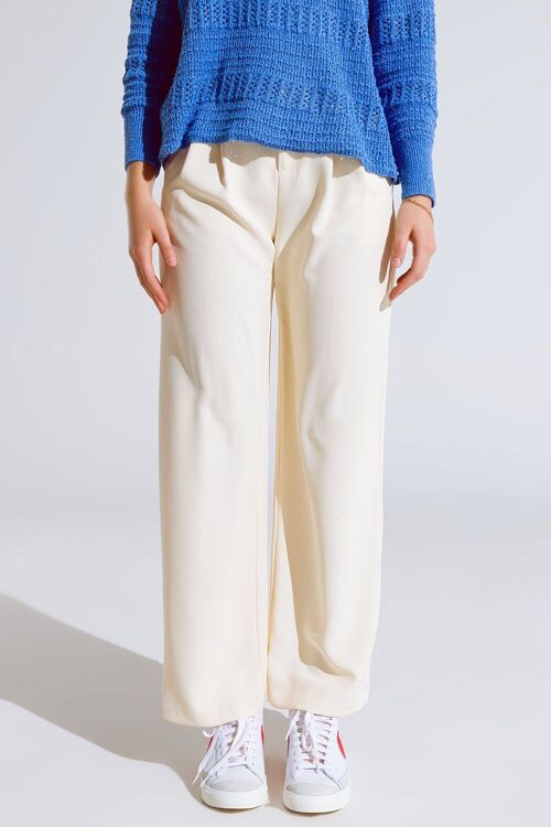 Straight Leg Trousers With Side Pockets and Darts in Cream