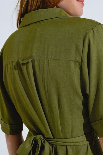 Robe chemise longue verte avec col polo 5