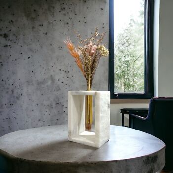 Vase en marbre avec support en laiton (10 cm x 15 cm) 1