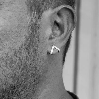 Unique design V shape ear studs-black n silver