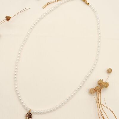 Synthetic pearl necklace with tree of life pendant