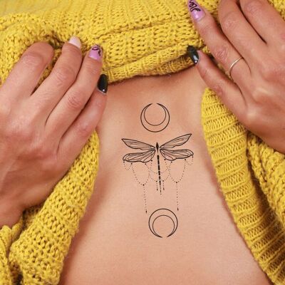 Tatouage libellule