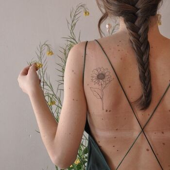 Tatouage tournesol 3