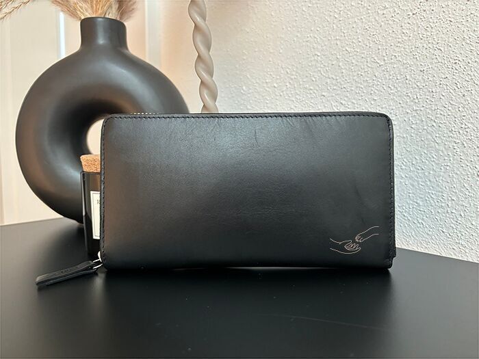 Ladies' wallet "Hand + Paw"