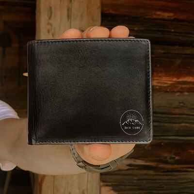 Wallet for men made of genuine leather "Mountains with name" Personalizable