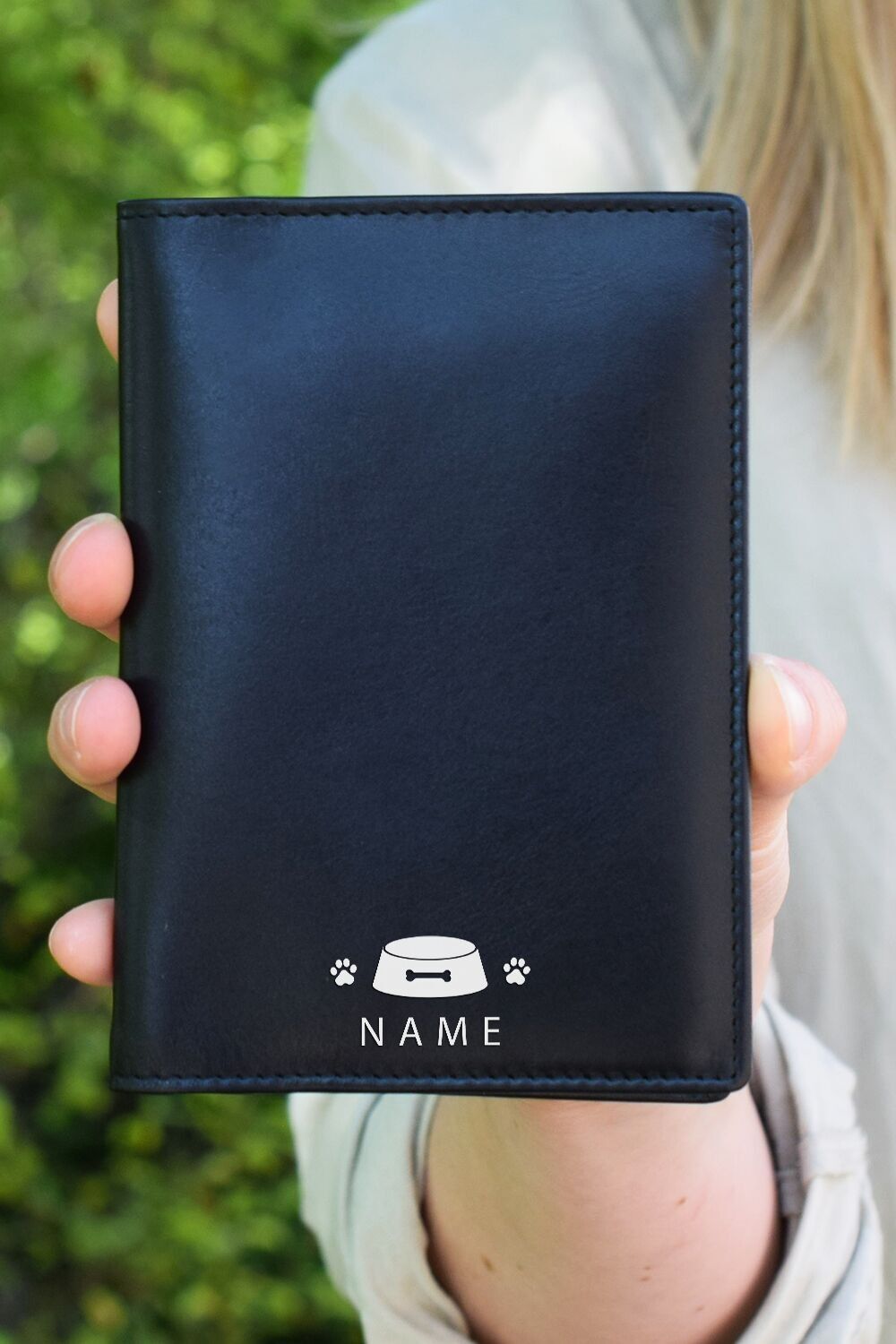 Protège passeport « Napf + Nom » personnalisable