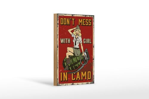 Holzschild Pinup 12x18 cm Don`t mess with Girl in camo Dekoration