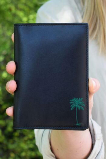 Couverture de passeport en cuir véritable "Palm" 14