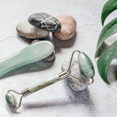 Accessorio per massaggio con pietre naturali con rullo di giada verde – Strumento per lifting facciale – Accessorio per bellezza e benessere – Custodia fornita