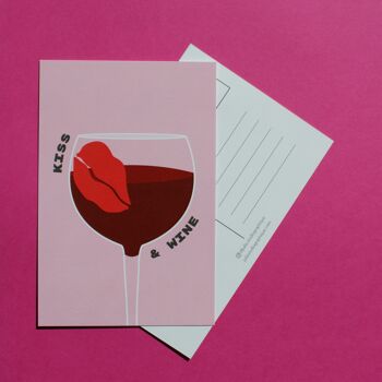 Carte postale Bisous Kiss and Wine rouge - Carte festive et stylée- Carte illustrée - Les amoureux du vin 3