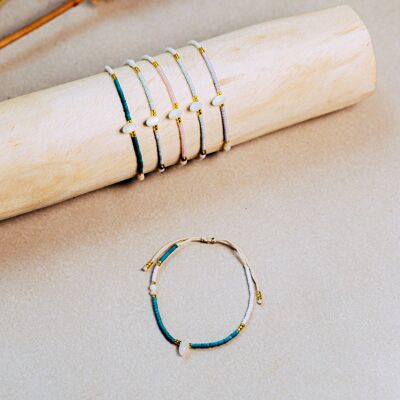 Asymmetrical mother-of-pearl drop bracelets