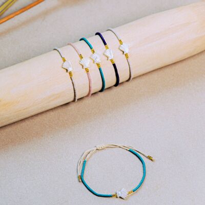 Mother-of-pearl shell bracelets