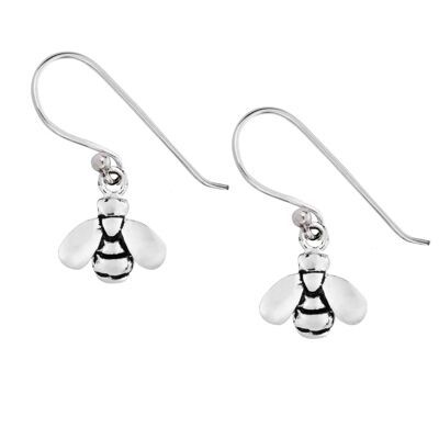 Belles boucles d’oreilles d’abeille délicates en argent