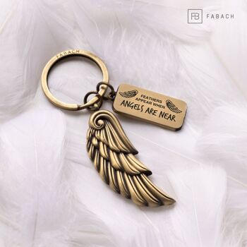 Porte-clés ailes d'ange "Anges" - gravure avec message "Les plumes apparaissent quand les anges sont proches" - porte-bonheur ailes d'ange 11