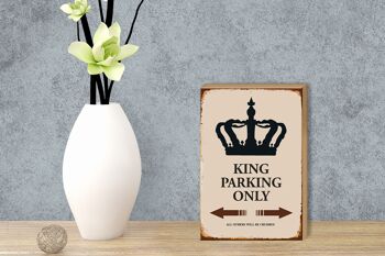 Panneau en bois indiquant 12x18 cm King parking uniquement décoration corona 3
