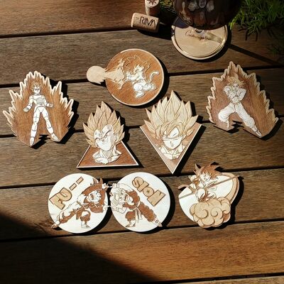 Ensemble de 8 sous-verres en bois Dragon Ball - Cadeau de pendaison de crémaillère - DBZ