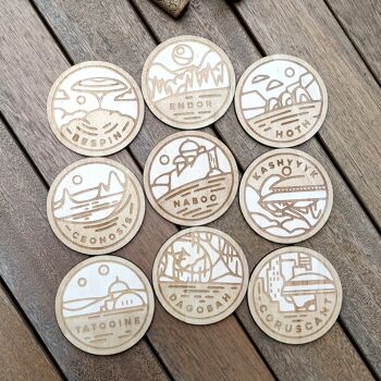 Ensemble de 9 sous-verres en bois Star Wars Planets - Mondes - Le Mandalorien - Porte-gobelets 1