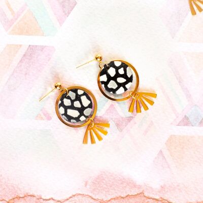 Black and white Kléo earrings