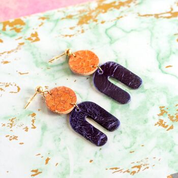 Boucles d'oreilles Salomé cuir rose saumon et violet 2
